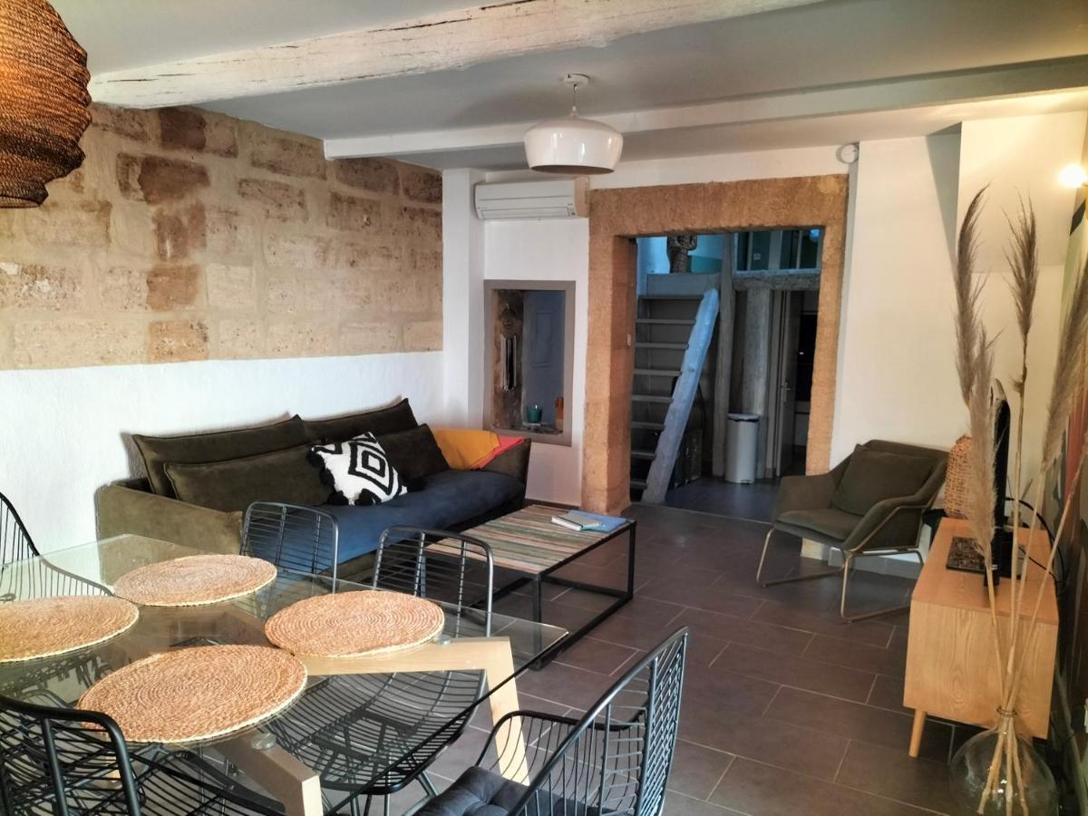 Maison De Village Familiale Pont Du Gard, Toit Terrasse, Barbecue, Fibre Vers Pont du Gard Dış mekan fotoğraf