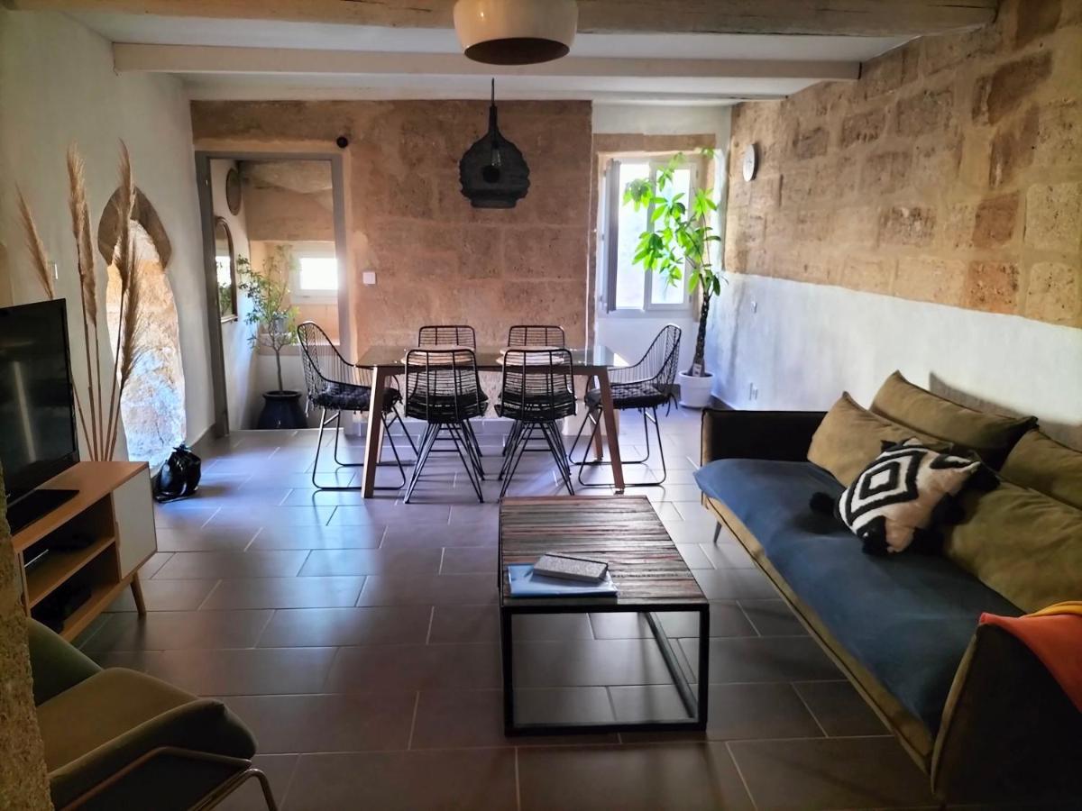 Maison De Village Familiale Pont Du Gard, Toit Terrasse, Barbecue, Fibre Vers Pont du Gard Dış mekan fotoğraf