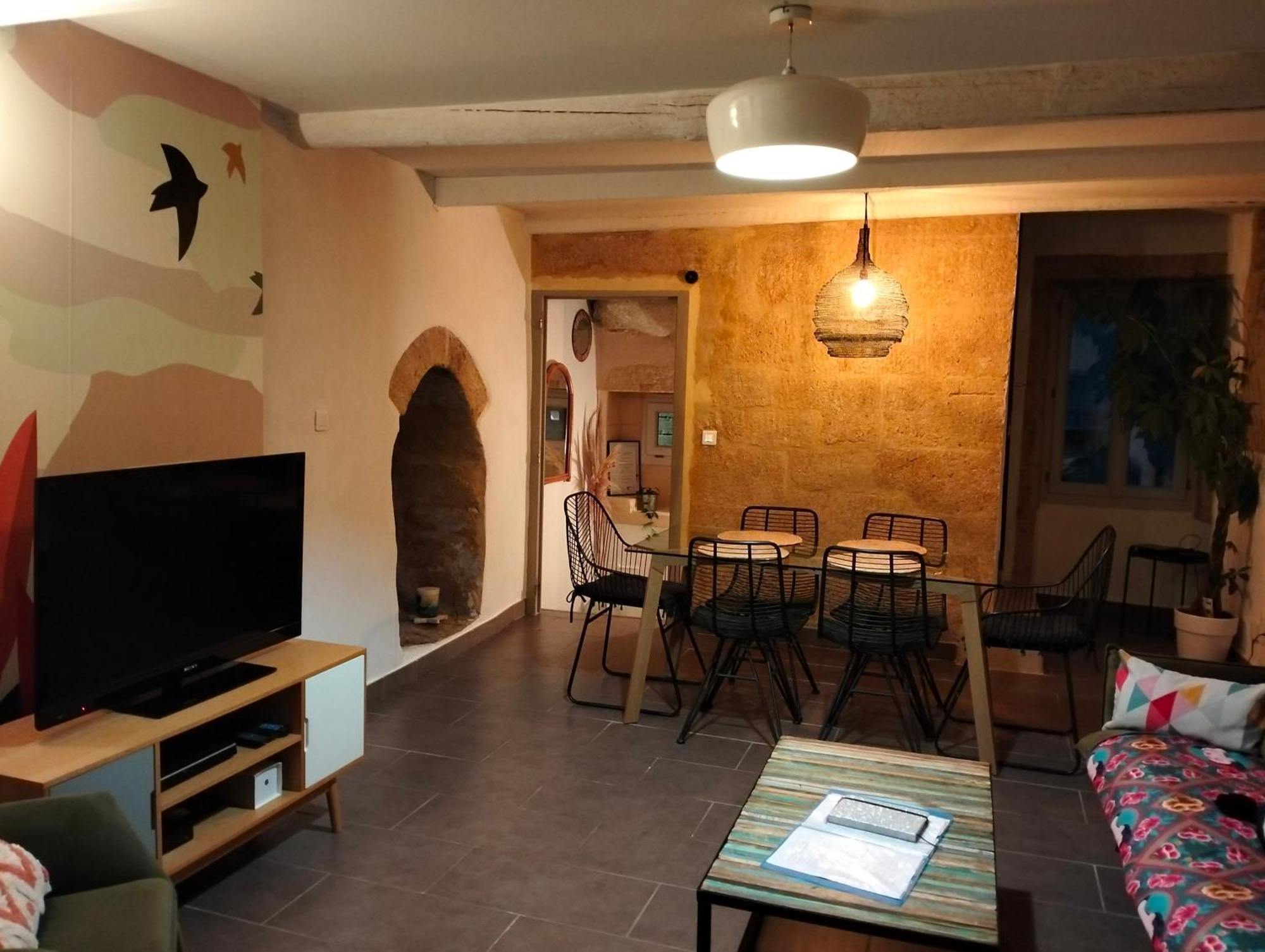 Maison De Village Familiale Pont Du Gard, Toit Terrasse, Barbecue, Fibre Vers Pont du Gard Dış mekan fotoğraf